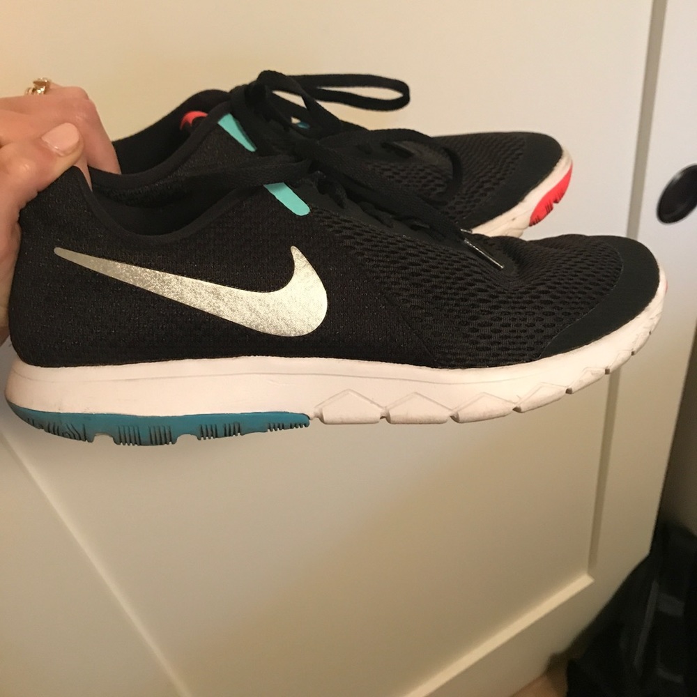 Women’s Nike size 9 Black